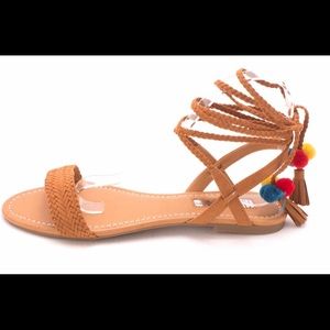 NEW INC Golden Cog sandals